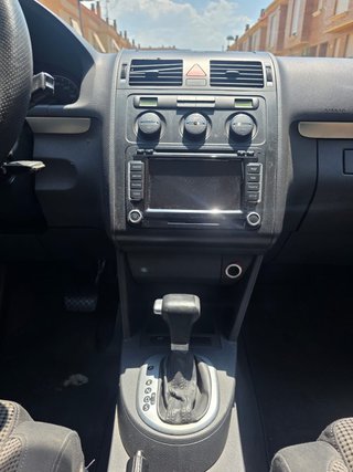 Volkswagen Touran 1.9 TDI DSG TRENDLINE