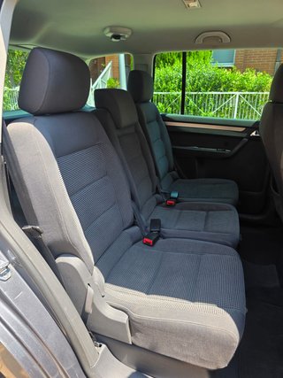 Volkswagen Touran 1.9 TDI DSG TRENDLINE