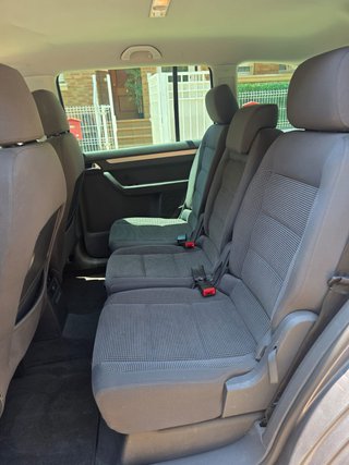 Volkswagen Touran 1.9 TDI DSG TRENDLINE
