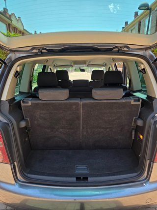 Volkswagen Touran 1.9 TDI DSG TRENDLINE