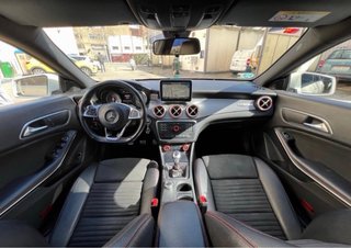 Mercedes-Benz CLA 200 2016