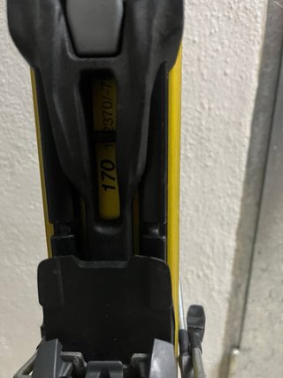 Esquís Dynastar y Völkl
