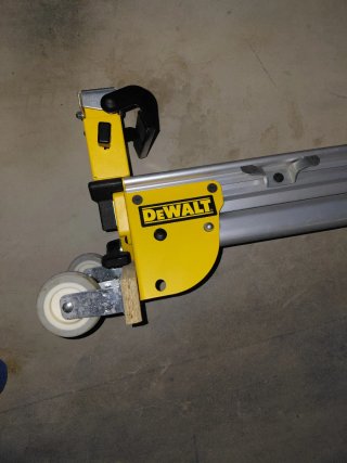 Soporte Trípode Ingletadora Dewalt