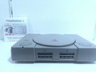 PlayStation 1 (PS1) com Comandos e Acessórios