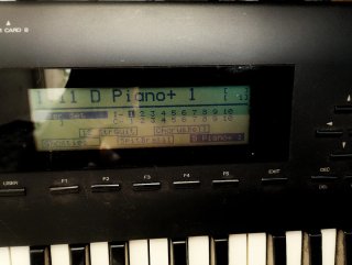 Roland D-70 Super LA Synthesizer