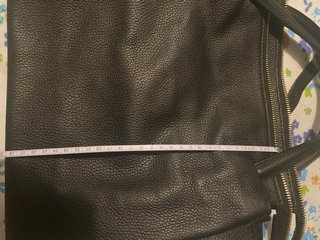 Borsa a mano in pelle nera