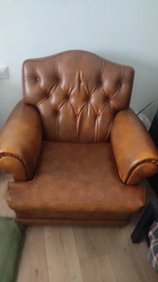 Butaca vintage cuero marrón