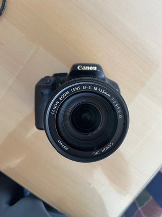 Kit Canon EOS 600D + Objetivo 18-135mm