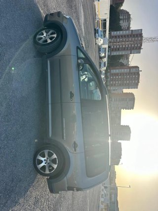 Volkswagen Touran 2009