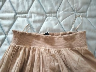 Falda beige de Zara Basic.