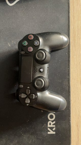Playstation 4 Slim Negra
