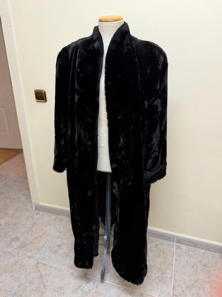 Traje de chaqueta y pantalón negro