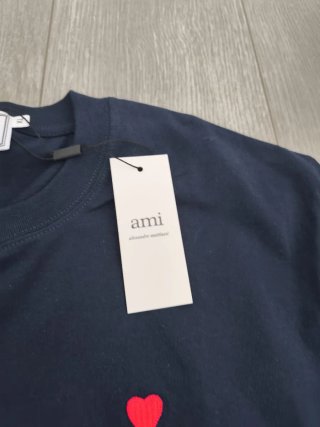Camiseta Ami XL Azul Corazón Rojo