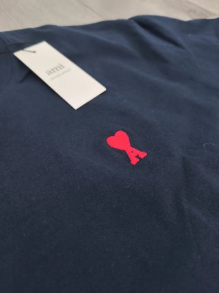 Camiseta Ami XL Azul Corazón Rojo