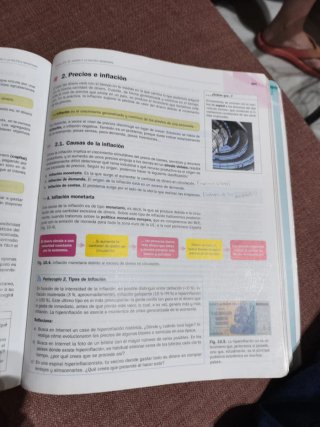 Economía 1.o Bachillerato