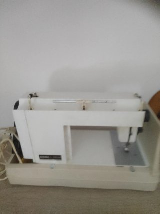 Máquina de coser Sigma 2000 HS