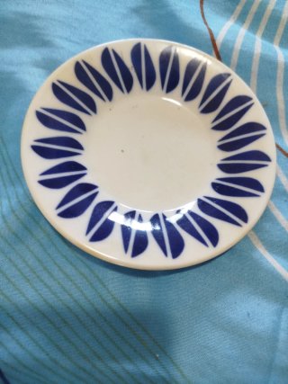 Lote 4 platos porcelana Sargadelos
