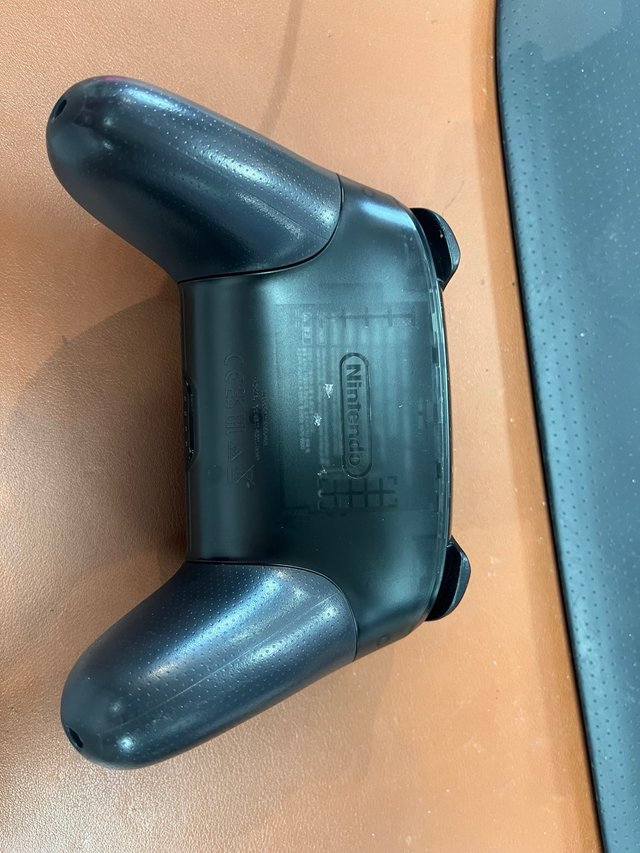 Mando Pro Nintendo Switch#330300