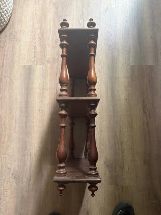 Estantería madera maciza tallada