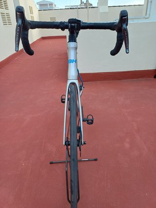 BH Quartz 4.5 DI2 Ultegra Ruedas Carbono SPINERGY