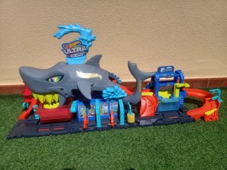 Circuito Tiburón Hot Wheels