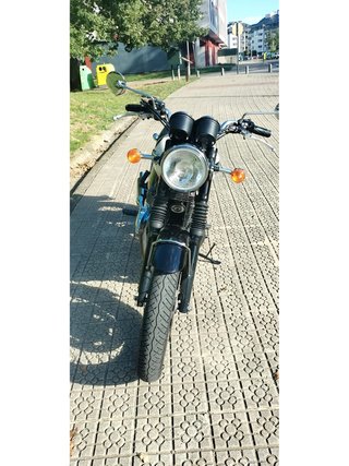Triumph Bonneville T100