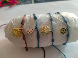 Pulsera Nudos Azul Grisáceo Echa mano 4 euros