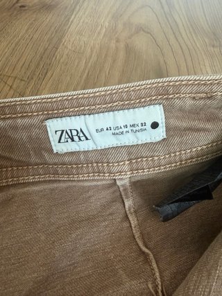 Pantalones Zara color café