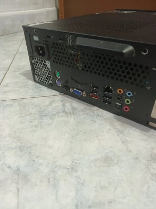 Acer Aspire AX3900 PC Desktop non testato non comp