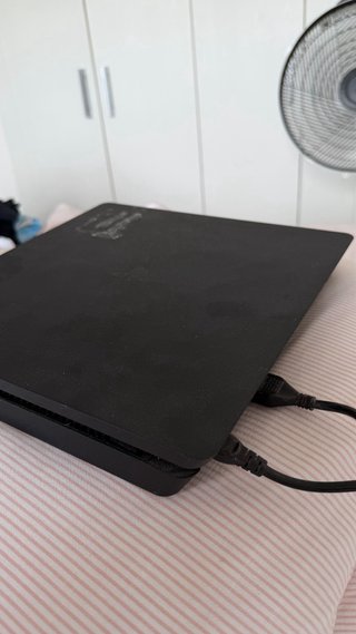 PS4 (PlayStation 4) Negra