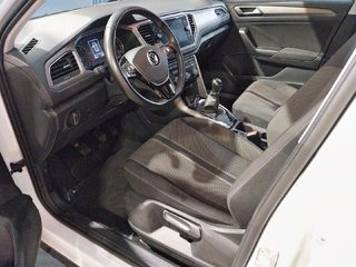 Volkswagen T-Roc (O) Advance R-Line 1.0 TSI 81kW (110CV)