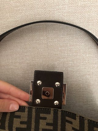 Borsa Fendi Baguette marrone e argento