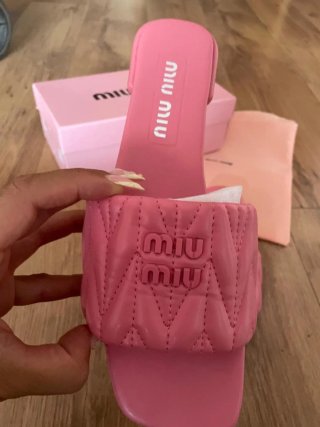 Miu Miu Sandalias Rosas