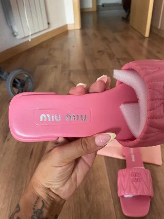 Miu Miu Sandalias Rosas
