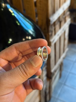 Anillo de plata con grabado