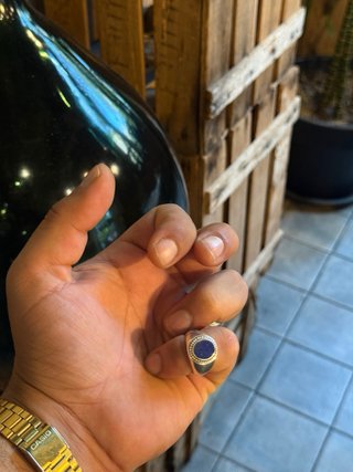 Anillo de plata con piedra azul
