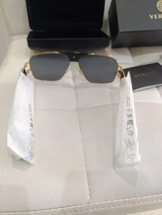 Gafas de Sol Versace Doradas y Grises