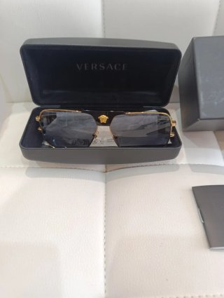 Gafas de Sol Versace Doradas y Grises