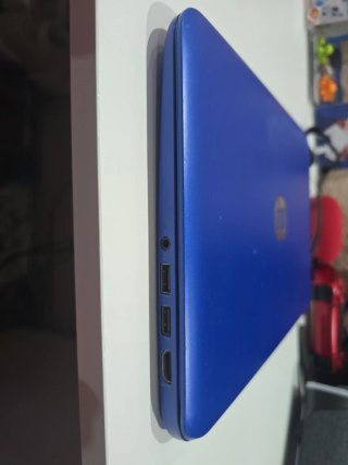 HP Stream Notebook 11-d014nf Azul