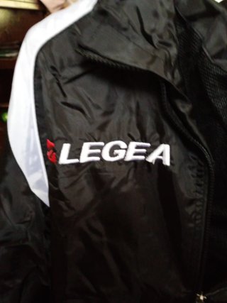 Giacca K-Way Legea L con cappuccio nuova