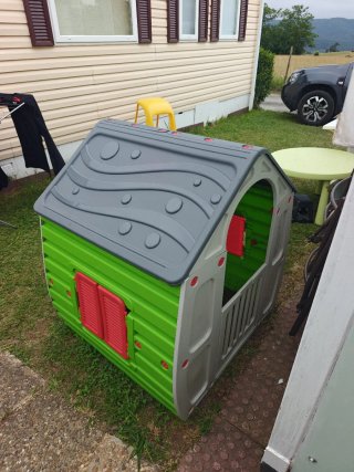 Casita de juguete infantil