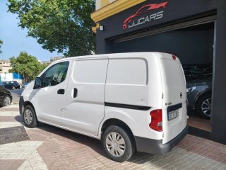 Nissan NV200 2017
