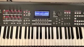 Yamaha MOXF 88 Sintetizador Teclado como nuevo.