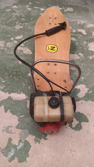 Monopatín a motor 90s COLECCIONISTAS UNICO .