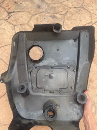 Tapa motor arl FR
