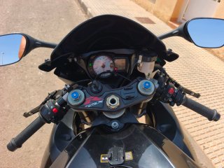 Suzuki GSXR K7 Negra
