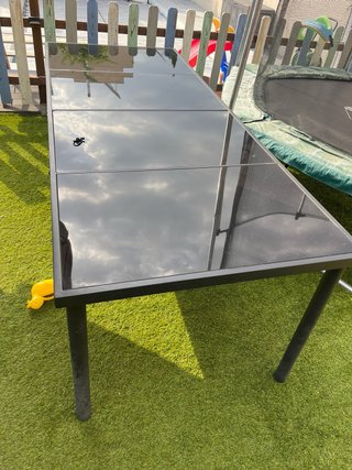 Tavolo da giardino in vetro e metallo antracite