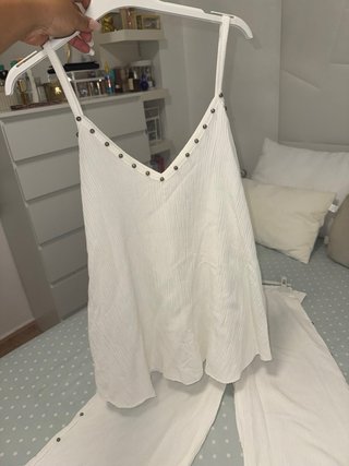 Conjunto blanco tachuelas