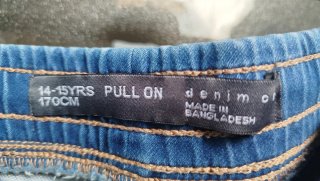 Pantalón corto vaquero azul. 14-15 años. 170cm