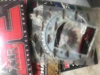 Kit Transmisión Suzuki GSXR 600 01 Cadena Corona P